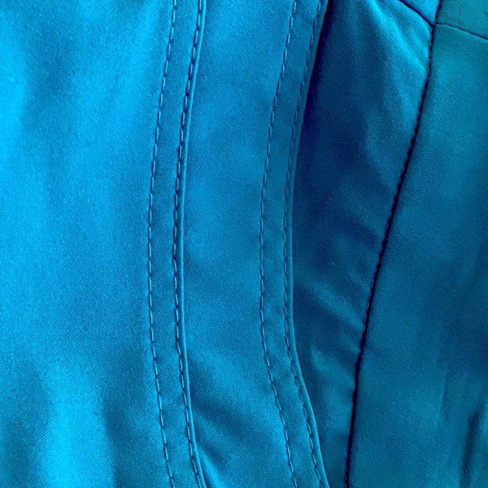Capris - Picture 4 of 6